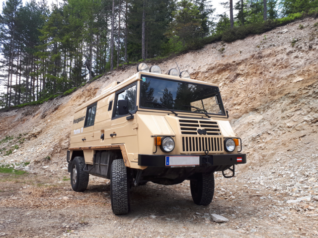 640px-Steyr-_Puch_Pinzgauer_Turbo_D.png.fe8c0c5c78f27da0ef2751e3ee6154eb.png
